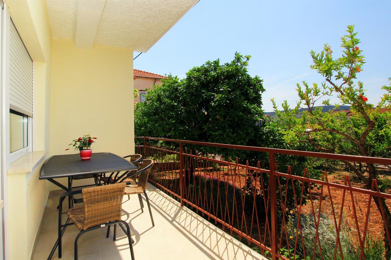 Apartment Anica Trogir Exterior foto