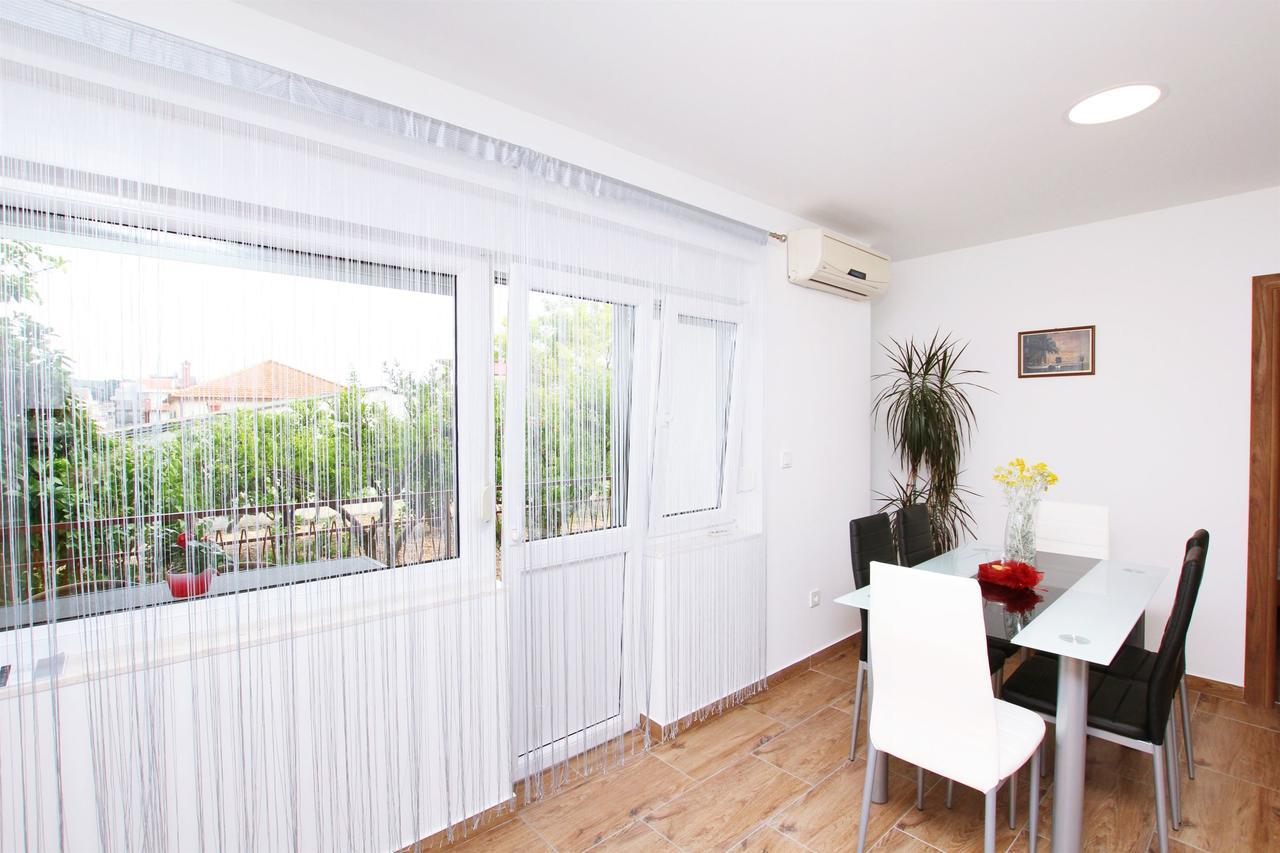 Apartment Anica Trogir Exterior foto
