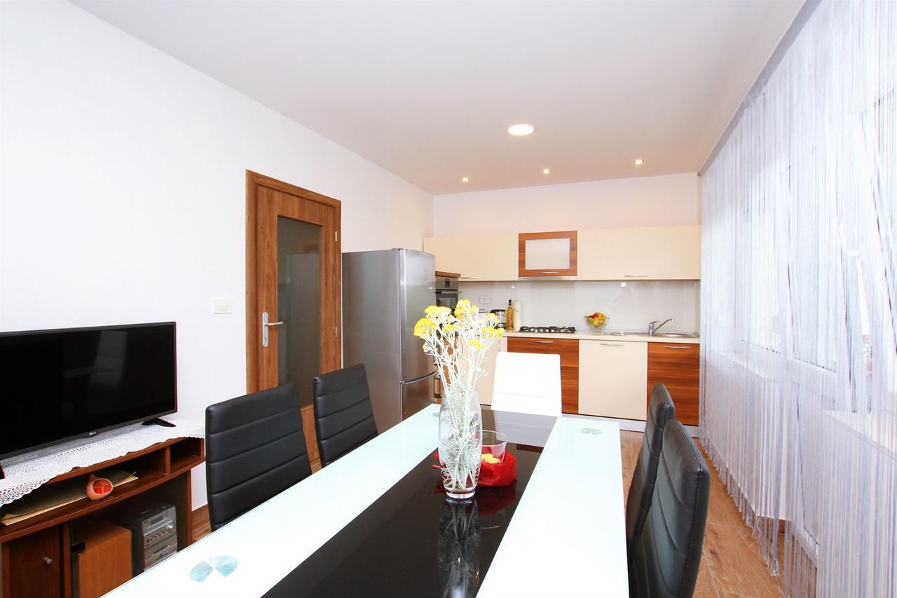Apartment Anica Trogir Exterior foto