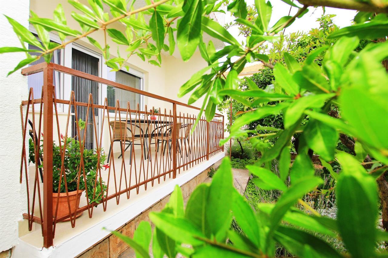 Apartment Anica Trogir Exterior foto
